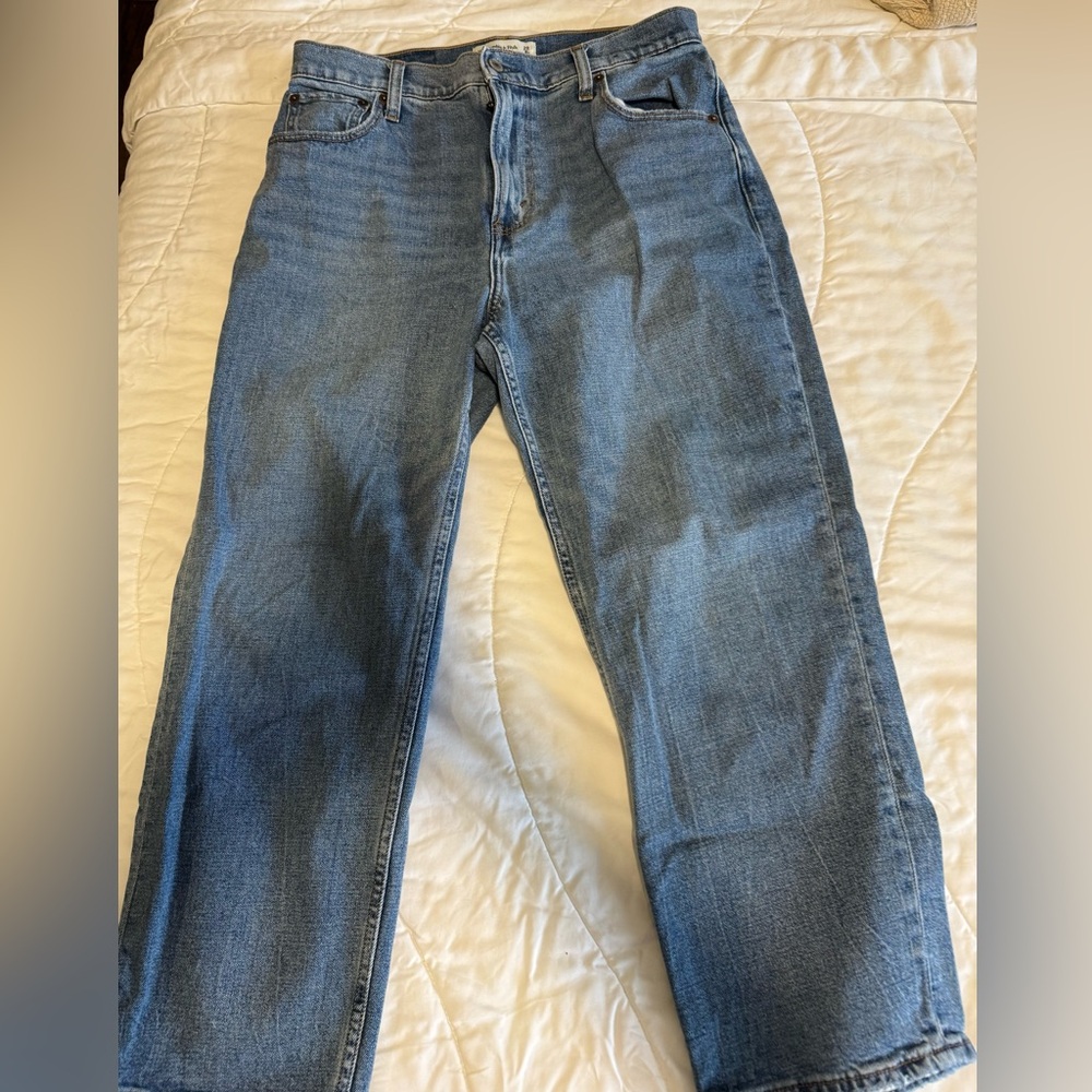 Abercrombie & Fitch Ultra High Rise Jeans